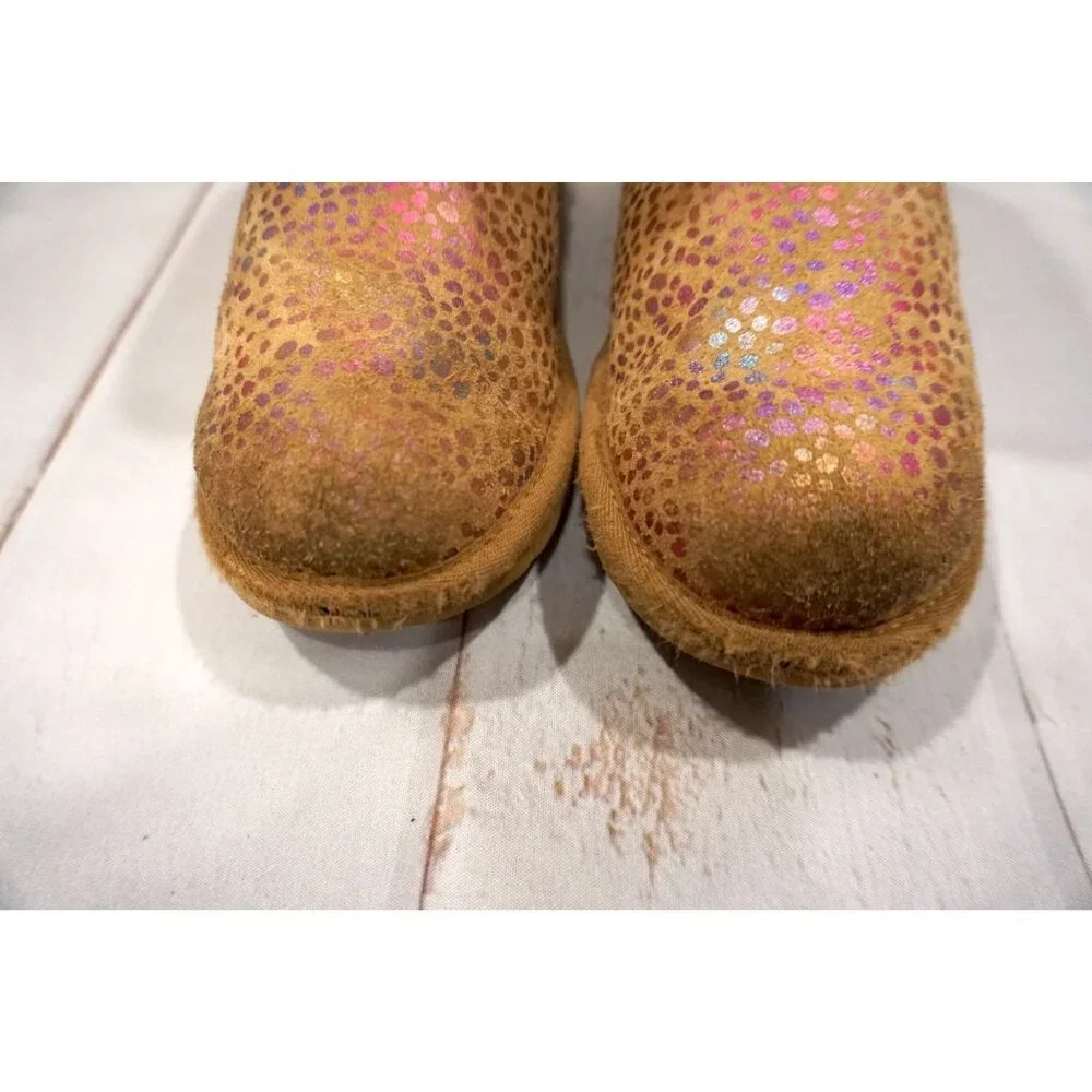 UGG Girls Kids' Classic II Spots – Size 2 - Picture 11 of 14